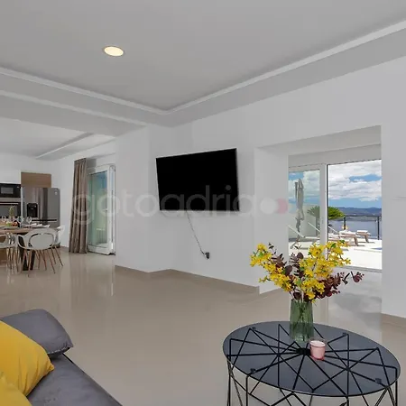 Luxury Mare Visum Villa