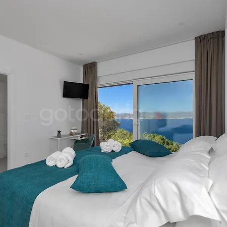 Luxury Mare Visum Villa