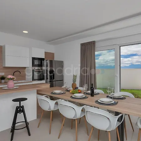 Luxury Mare Visum Villa *